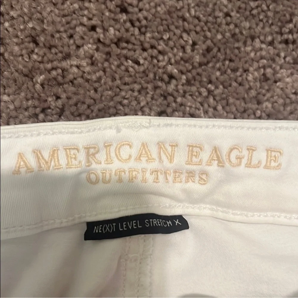 American Eagle Outfitters White Stretch Jeans - Picture 2 of 4